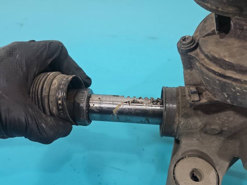 Рульова рейка Volkswagen Passat CC 3AB423061A — фото деталі 3