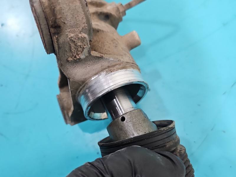 Рульова рейка Toyota Avensis T25 44200-05081 — фото деталі 3