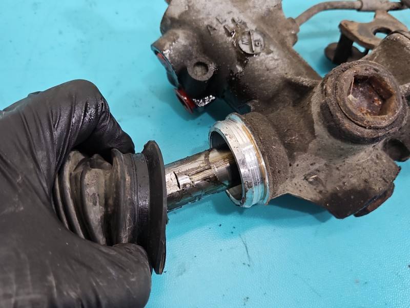 Рульова рейка Toyota Corolla E11 — фото деталі 10