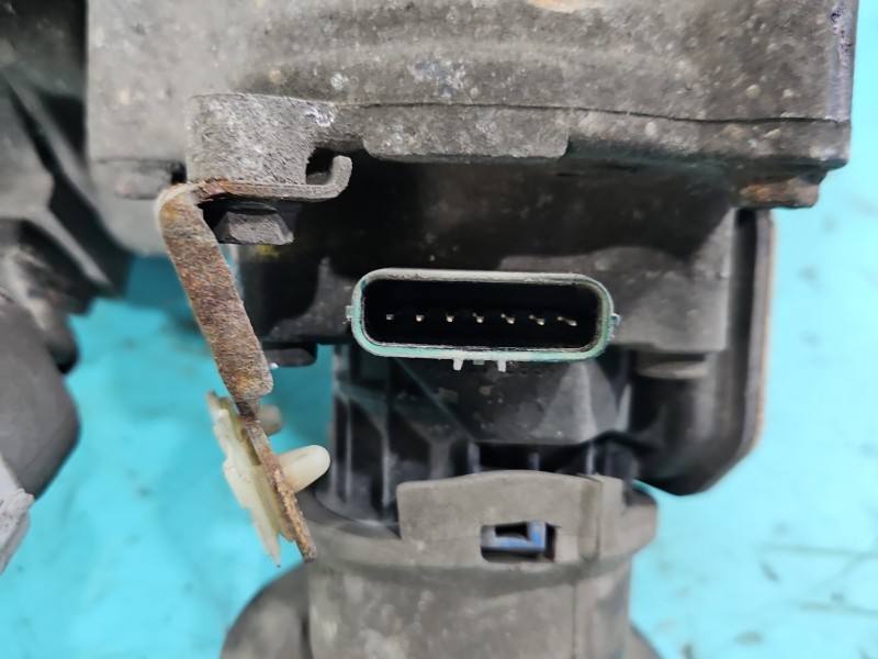 Рульова рейка Suzuki Swift 63J5 — фото деталі 7
