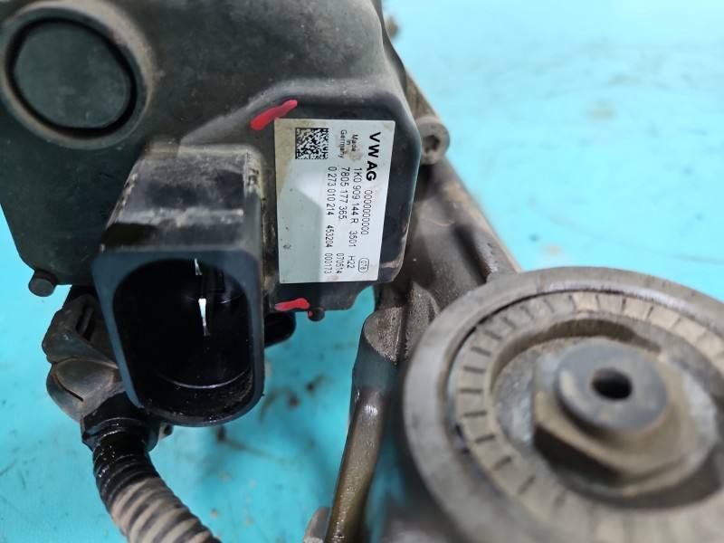 Рульова рейка Volkswagen Passat B7 3AC423051C — фото деталі 15