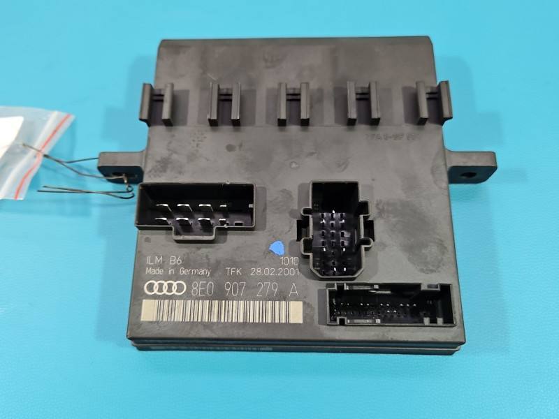 Блок комфорту BSI Audi A4 B6 8E0907279A — фото деталі 2