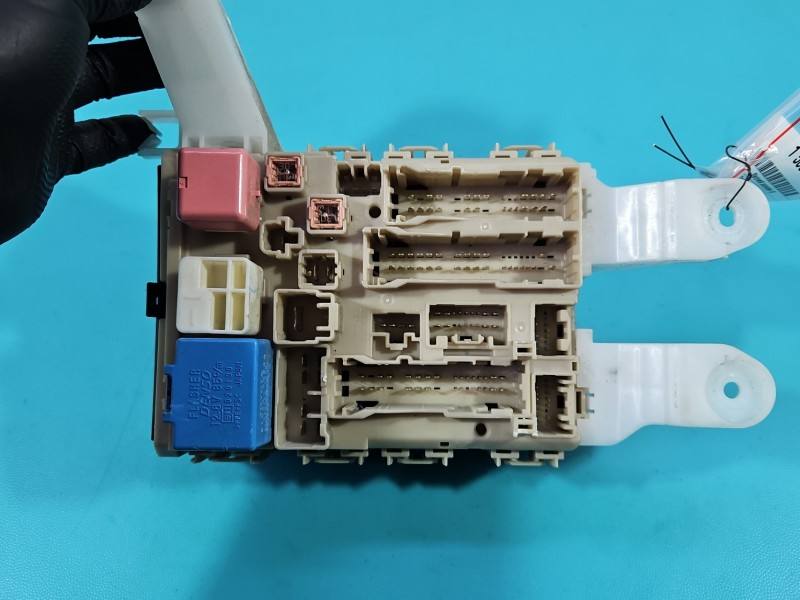 Блок комфорту BSI Toyota Verso 82730-0F290 — фото деталі 3