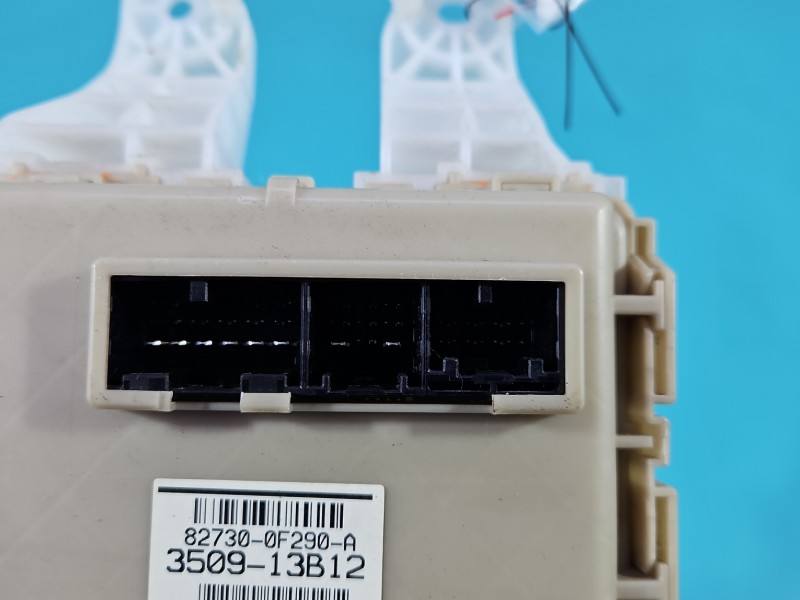 Блок комфорту BSI Toyota Verso 82730-0F290 — фото деталі 7