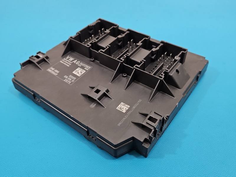 Блок комфорту BSI Volkswagen Passat B7 3AA937087E