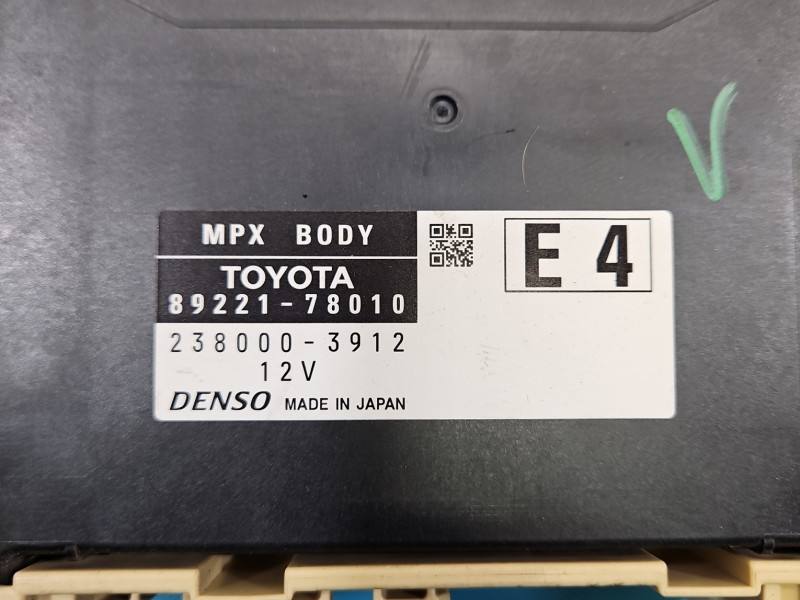 Блок комфорта BSI Lexus NX 89221-78010 — фото детали 6
