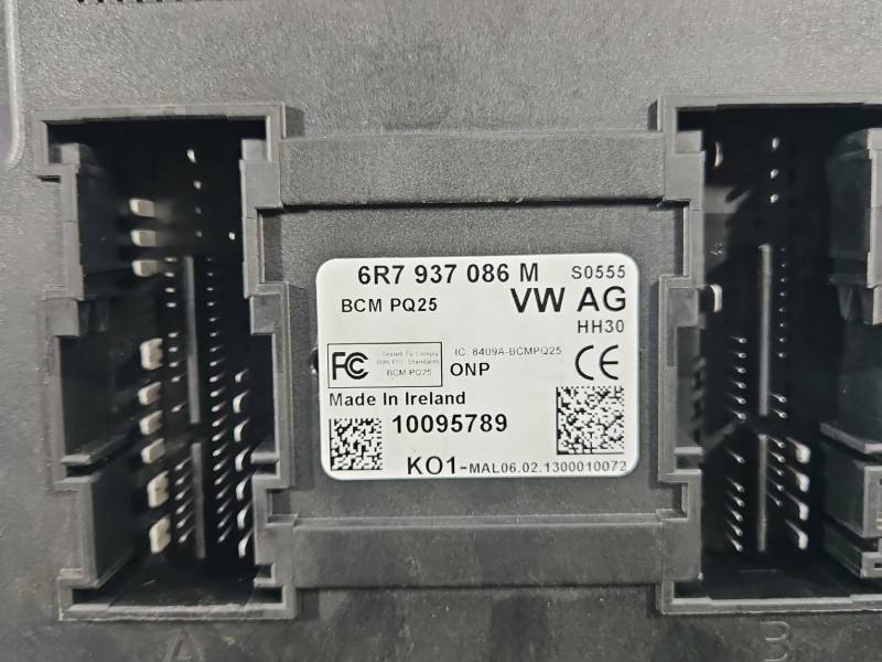 Блок комфорту BSI Skoda Roomster 6R7937086M — фото деталі 5