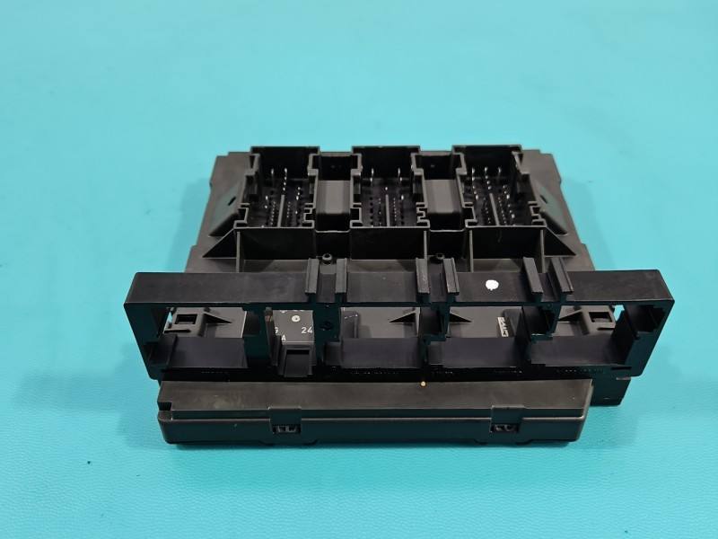 Блок комфорту BSI Volkswagen Scirocco 5K0937086F — фото деталі 3
