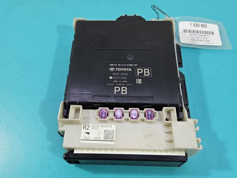 Блок комфорту BSI Toyota Rav4 89221-42420 — фото деталі 2