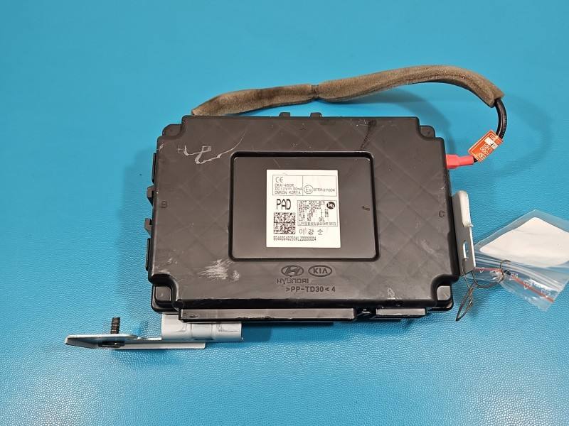 Блок комфорта BSI Hyundai I30 954A0-G4025 — фото детали 2