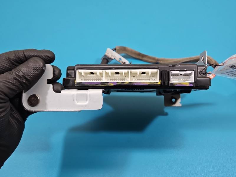 Блок комфорта BSI Hyundai I30 954A0-G4025 — фото детали 4