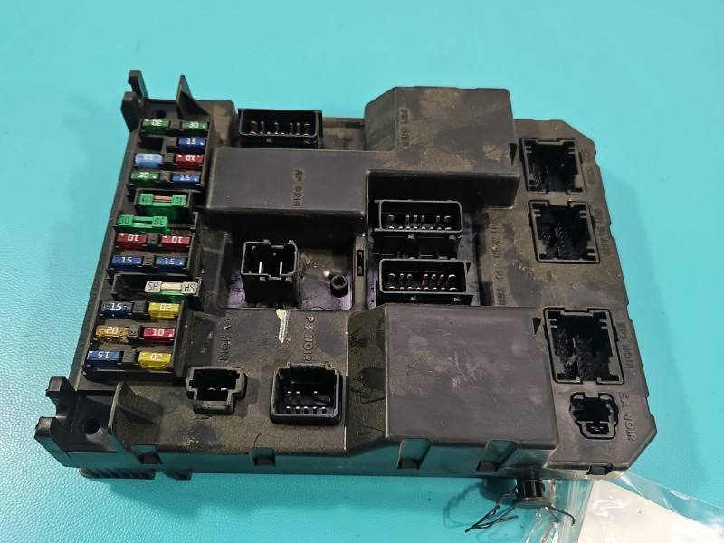 Блок комфорту BSI Peugeot 307 9651197580A — фото деталі 2