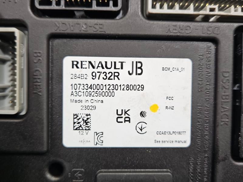 Блок комфорту BSI Dacia Sandero 284B29732R — фото деталі 3