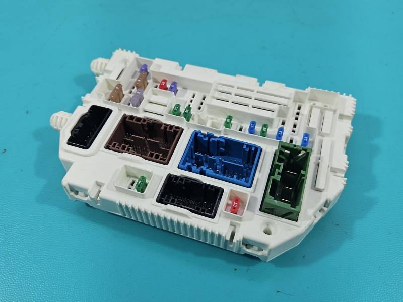 Блок комфорту BSI Opel Astra L 9846631480 — фото деталі 2