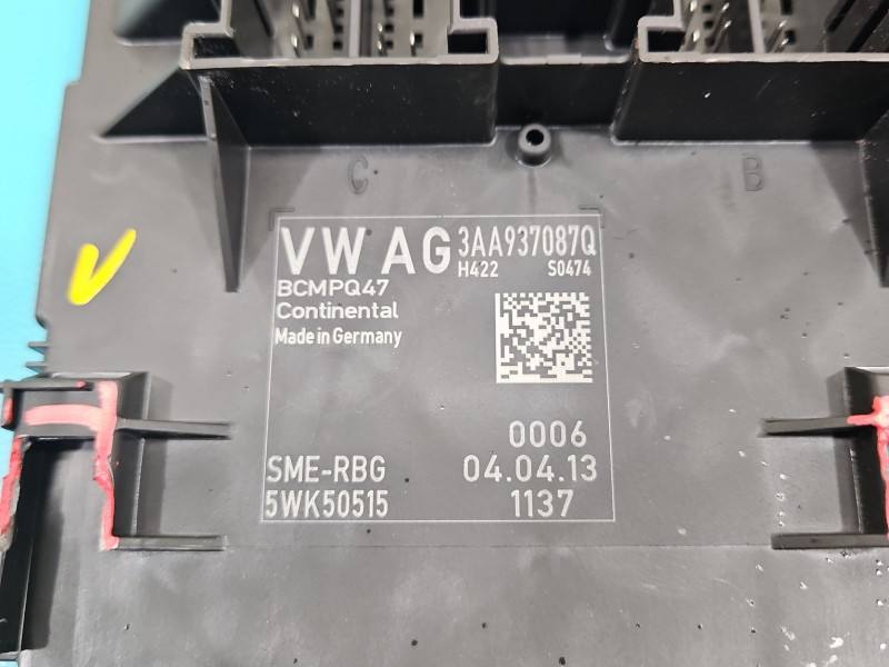 Блок комфорту BSI Volkswagen Passat B7 3AA937087Q — фото деталі 3