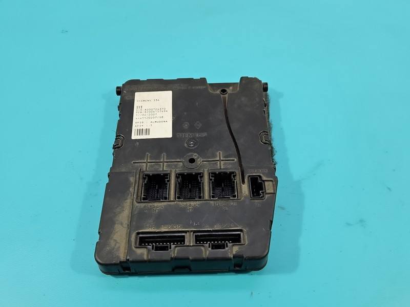 Блок комфорту BSI Renault Megane 2 8200724370 — фото деталі 2