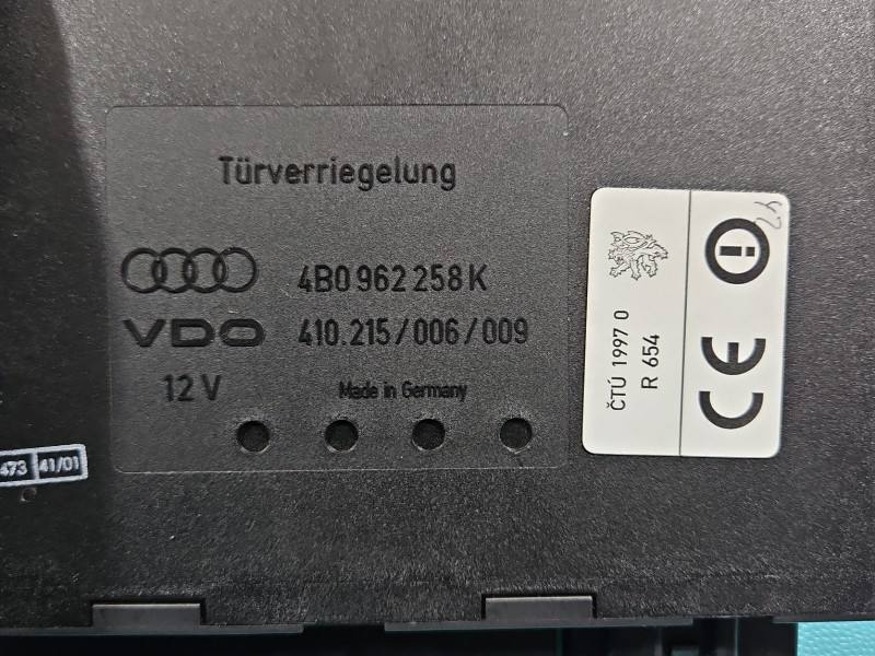 Блок комфорту BSI Audi A6 C5 4B0962258K — фото деталі 3