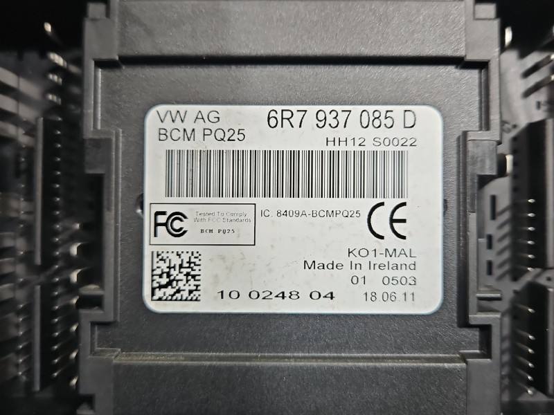 Блок комфорту BSI Skoda Fabia 2 6R7937085D — фото деталі 3