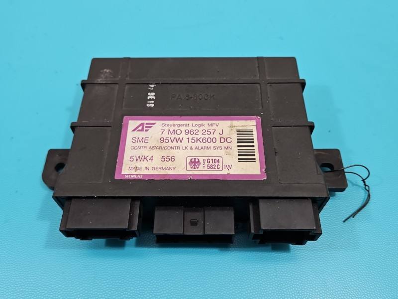 Блок комфорту BSI Volkswagen Sharan 7M0962257J — фото деталі 2