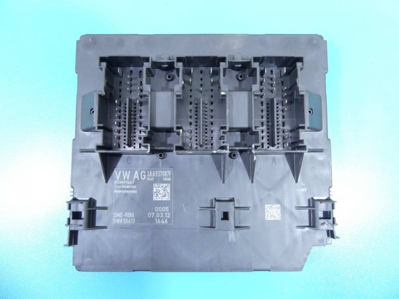 Блок комфорту BSI Volkswagen Passat B7 3AA937087F — фото деталі 2