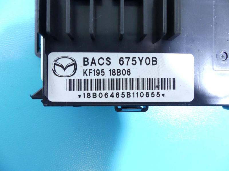 Блок комфорту BSI Mazda 3 BACS675Y0B — фото деталі 3