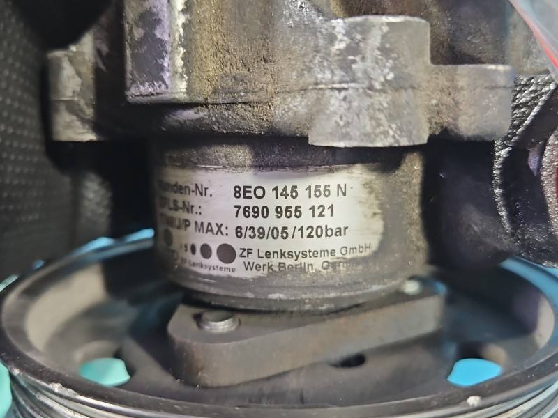 Насос ГУР / Рульова колонка Audi A4 B7 8E0145155N — фото деталі 8