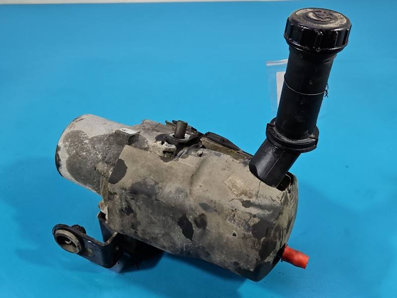 Насос ГУР / Рульова колонка Citroen C4 9657613480