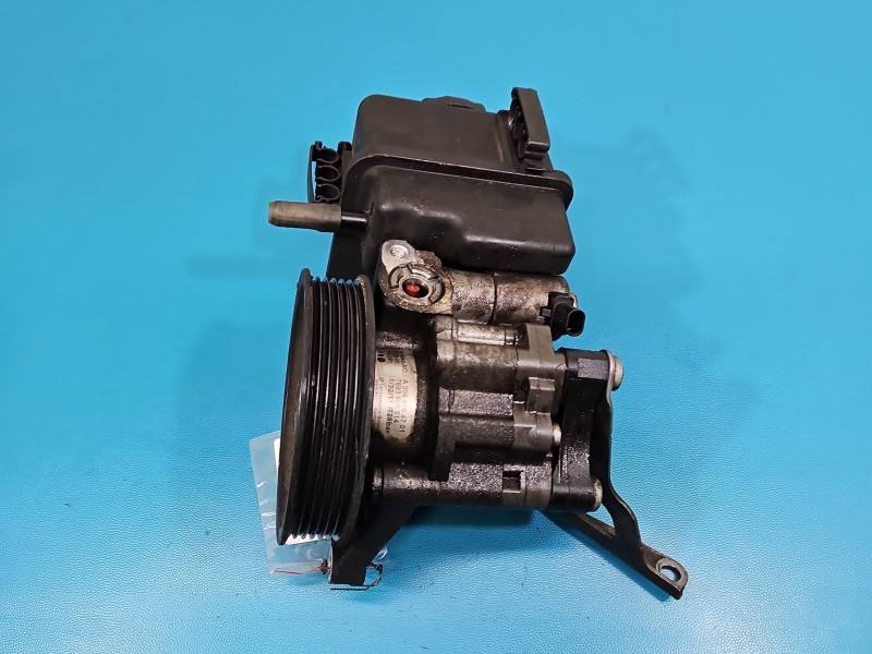 Насос ГУР / Рульова колонка Mercedes E W212 A0064664701 — фото деталі 7