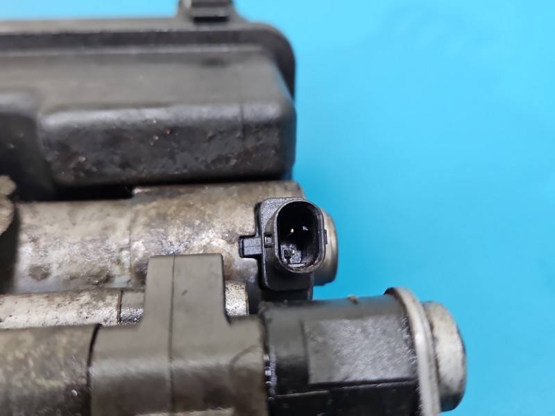 Насос ГУР / Рульова колонка Mercedes E W212 A0064664701 — фото деталі 8