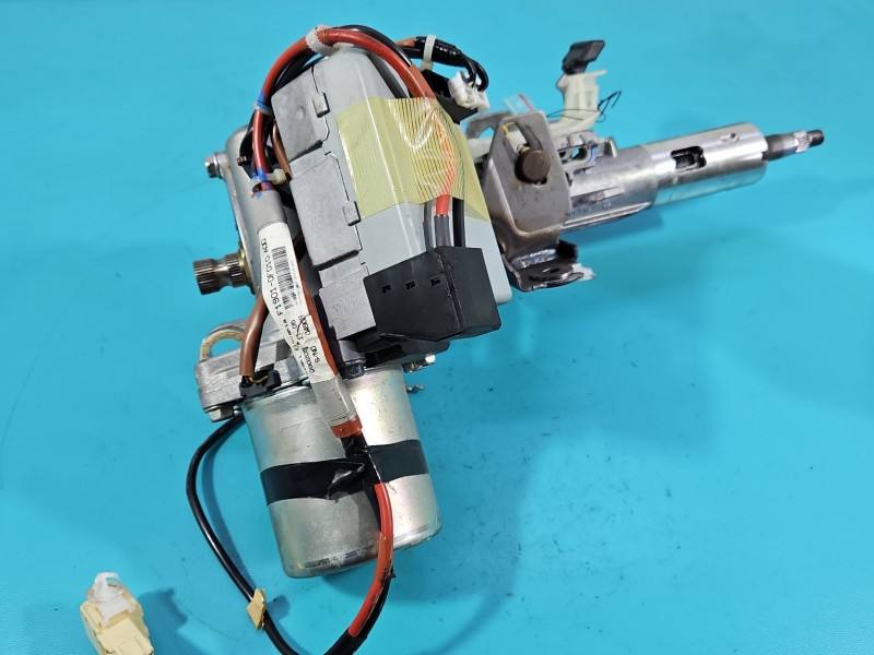 Насос ГУР / Рульова колонка Toyota Verso F1901-0F010 — фото деталі 8