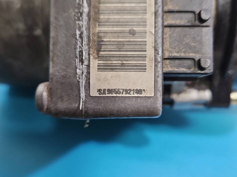 Насос ГУР / Рульова колонка Peugeot 407 9655792180 — фото деталі 6