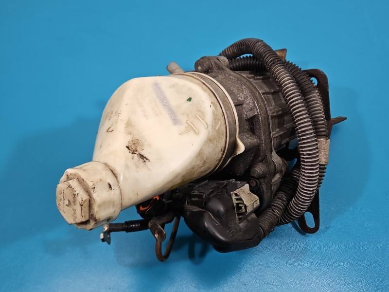 Насос ГУР / Рульова колонка Opel Astra H 13188613