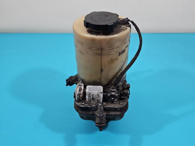 Насос ГУР / Рульова колонка Opel Vectra C 93190149
