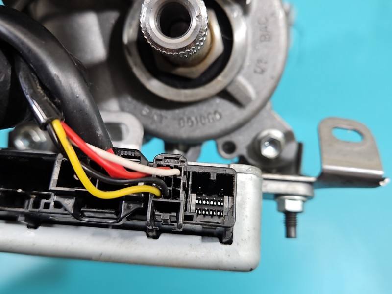 Насос ГУР / Рульова колонка Toyota Aygo JJ301-001571 — фото деталі 10