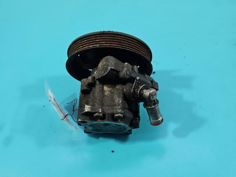 Насос ГУР / Рульова колонка Volkswagen Passat B5 8D0145156T — фото деталі 3