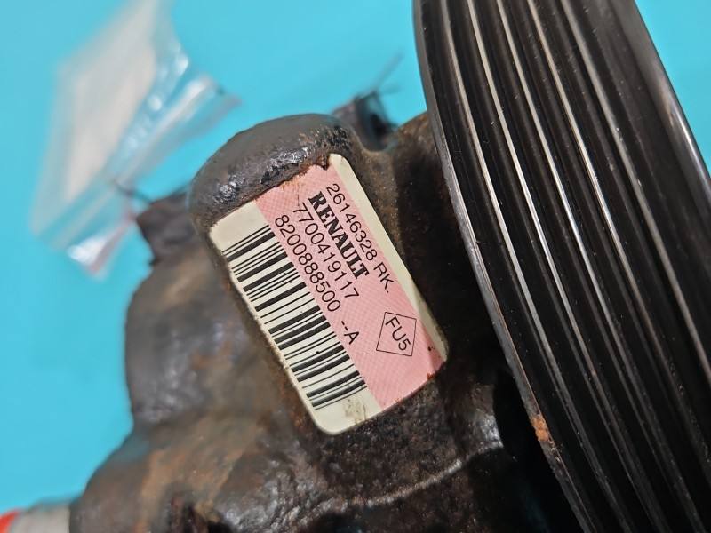 Насос ГУР / Рульова колонка Dacia Sandero 8200888500A — фото деталі 5