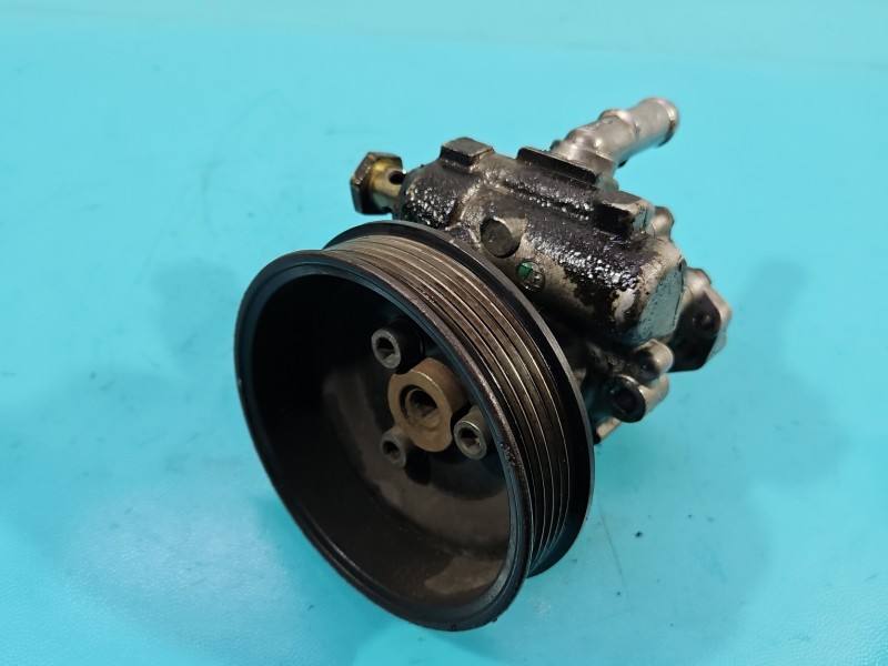 Насос ГУР / Рульова колонка Skoda Felicia 030145157D