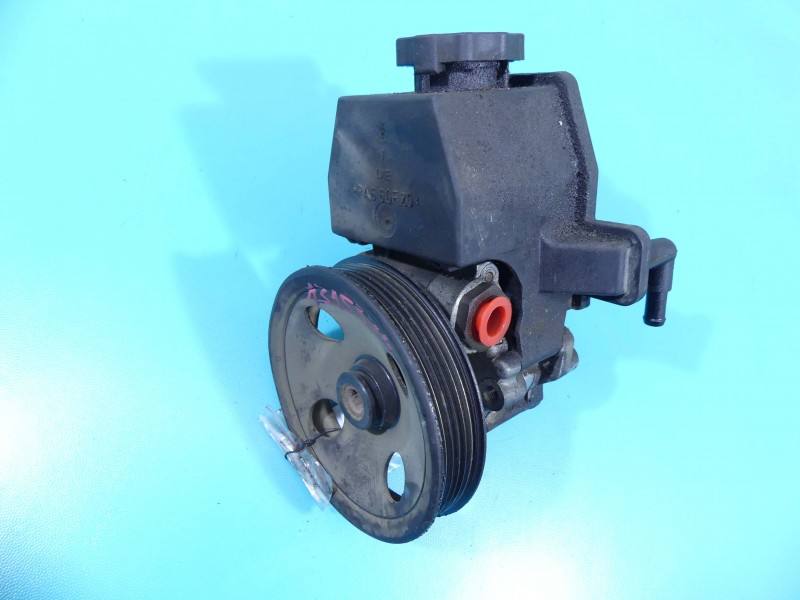 Насос ГУР / Рульова колонка Mercedes C W203 A0024668401