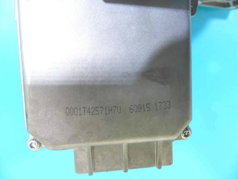 Насос ГУР / Рульова колонка Renault Captur 6700003447B — фото деталі 8