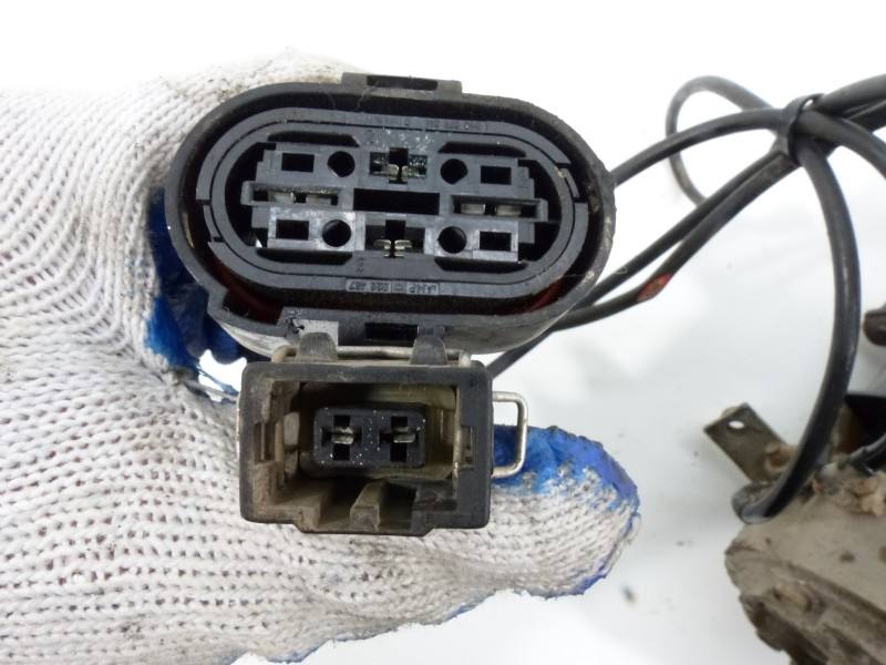 Насос ГУР / Рульова колонка Volkswagen Golf 3 1H0423155A — фото деталі 6