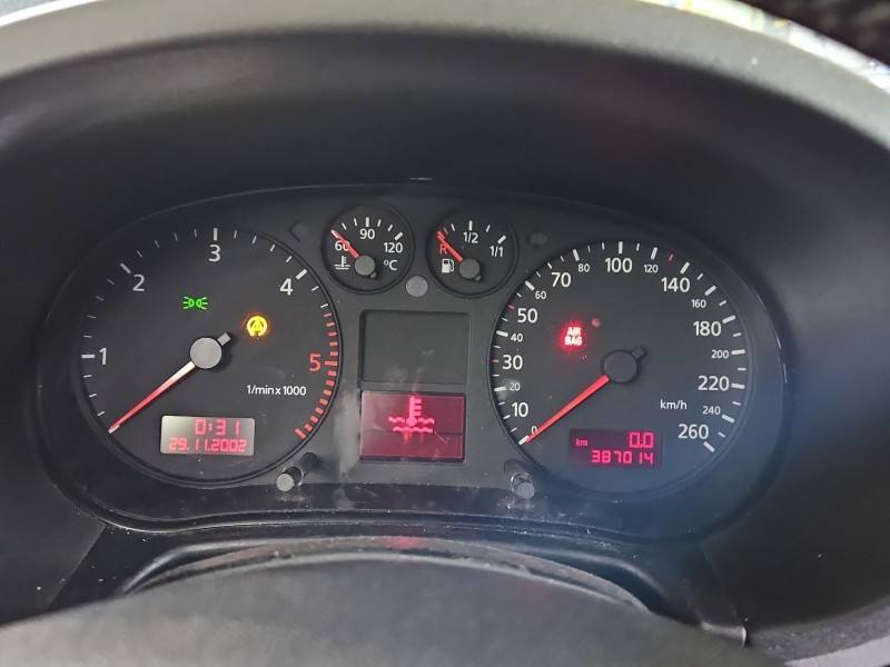 Щиток приладів Audi A3 8L 8L0920900K