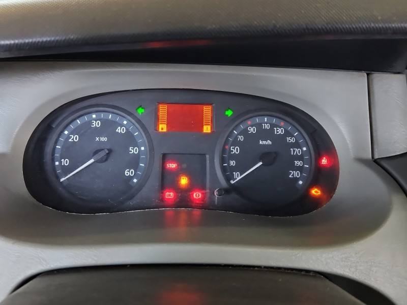 Щиток приборов Nissan Primastar P8200283197-D