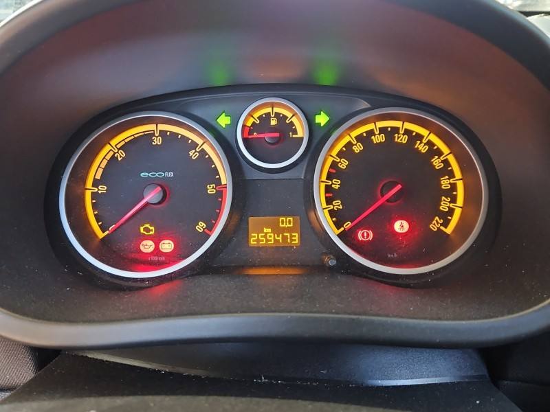 Щиток приладів Opel Corsa D P0013281899