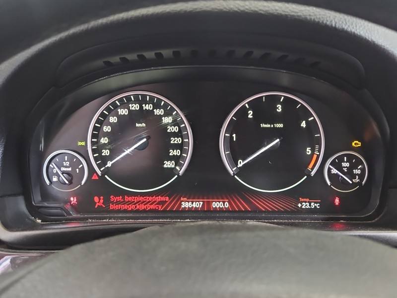 Щиток приладів BMW 5 F10 9252532-01