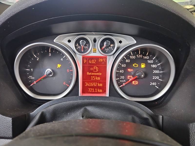 Щиток приладів Ford Kuga 8V4T-10849-LK