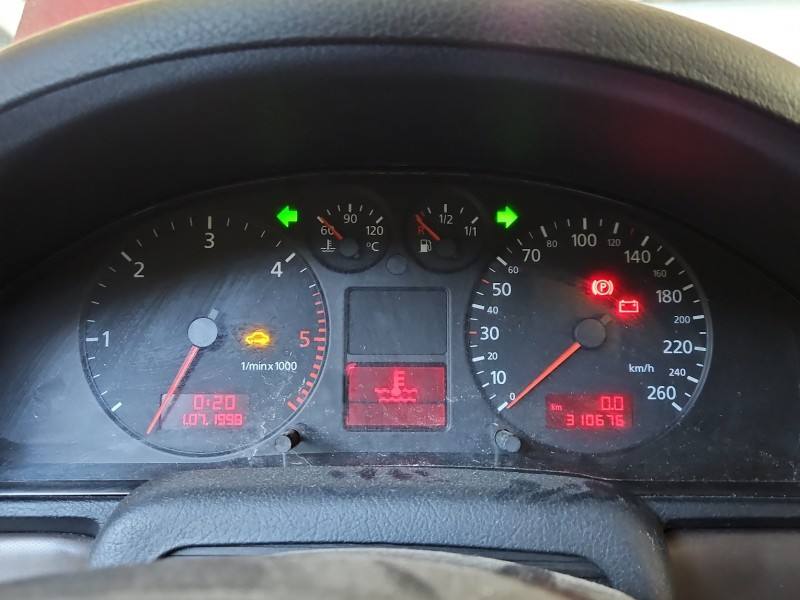 Щиток приладів Audi A4 B5 8D0920900