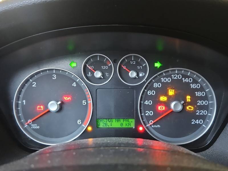 Щиток приборов Ford Focus 4M5T-10849-GP