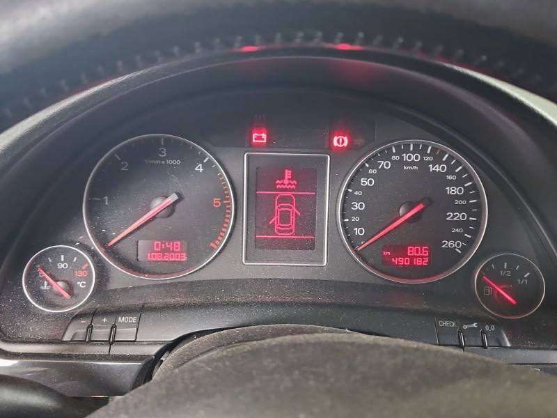 Щиток приладів Audi A4 B6 8E0920900M