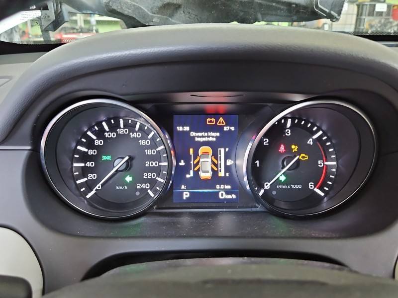 Щиток приладів Land Rover Discovery GK7210849EC
