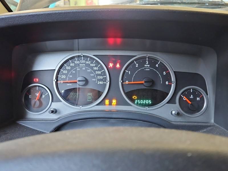 Щиток приладів Jeep Compass 05107018AF